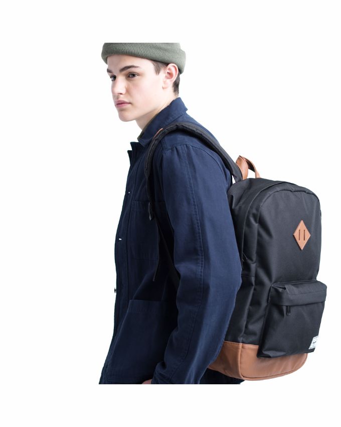 Heritage Backpack 21.5L - Image 4